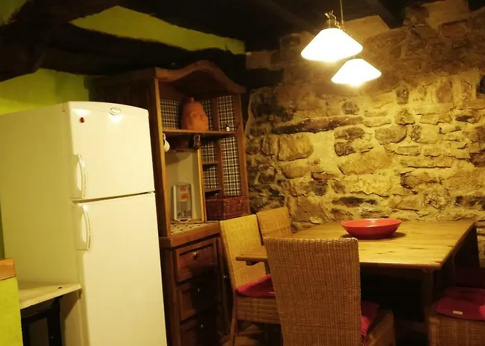 La Casa Amarilla